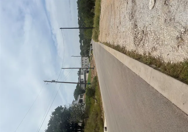 Photo 3 of Land for sale at 1803 Lipan Trl, Austin, TX 78733 | MLS# 6495370 | Listing updated on 2026-03-16