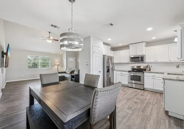 5th image of 165 Cattlemens Dr, Bastrop, TX 78602 | MLS# 4616256
