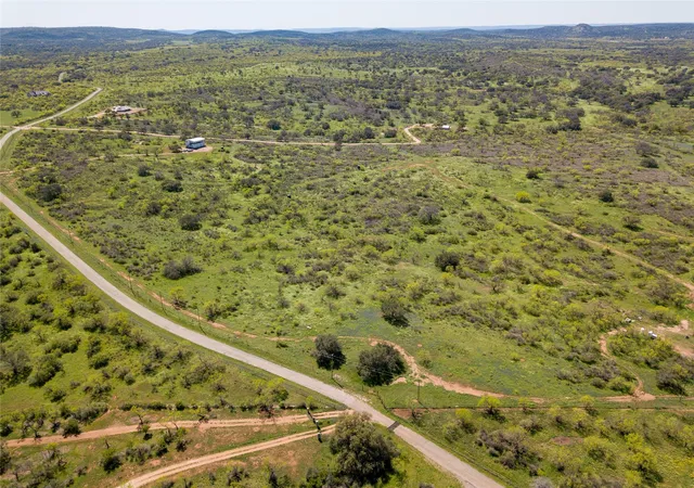 Photo 3 of House for sale at 1137 County Rd 314, Llano, TX 78643 | MLS# 8198999 | Listing updated on 2026-08-27