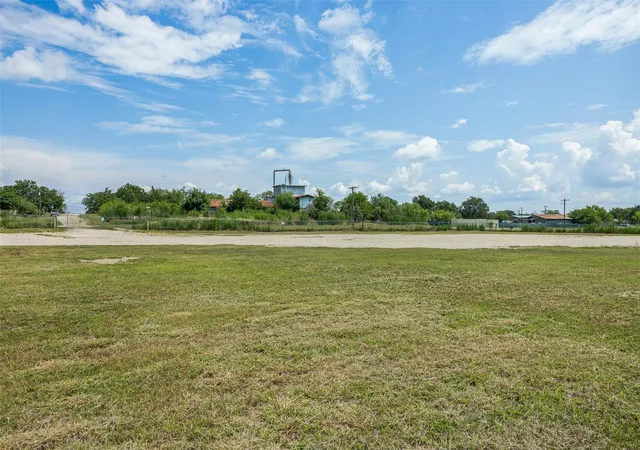 Homes for sale in Giddings, TX | Tbd Tract 7 S Titus St, Giddings, TX 78942 | MLS# 9893507