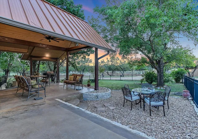 Photo 3 of Single family home for sale at 1005 County Road 414, Spicewood, TX 78669 | MLS# 1059263 | Listing updated on 2026-09-15