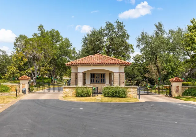 Photo 1 of Land for sale at 707 Moonlight Bay Dr, Spicewood, TX 78669 | MLS# 8715306 | Listing updated on 2026-08-16