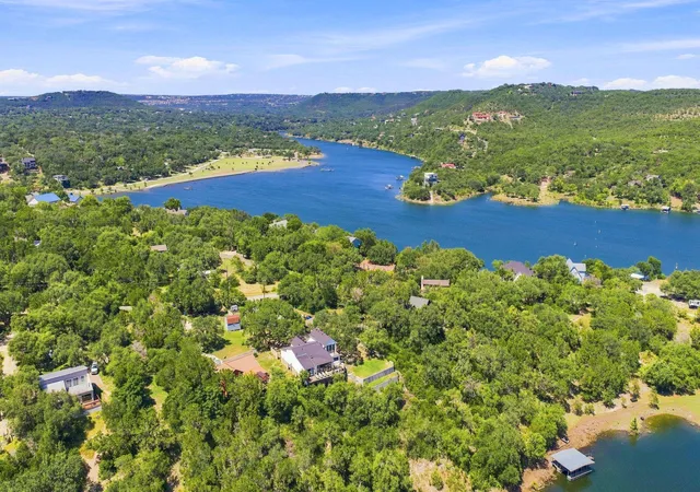 2nd image of 17307 E Reed Parks Rd, Jonestown, TX 78645 | MLS# 1420723