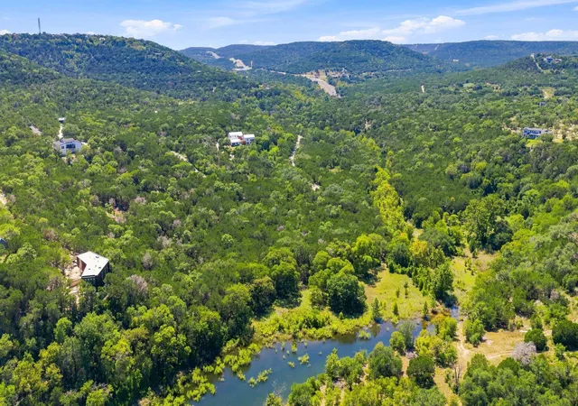 3rd image of 17307 E Reed Parks Rd, Jonestown, TX 78645 | MLS# 1420723