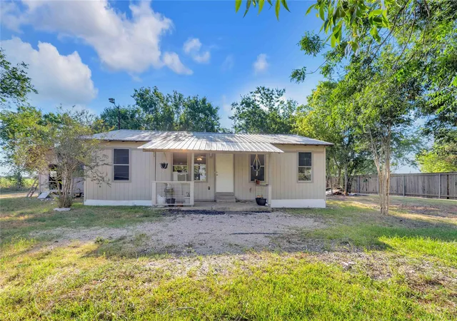 1st image of 20235 Engelmann Ln, Manor, TX 78653 | MLS# 5618014
