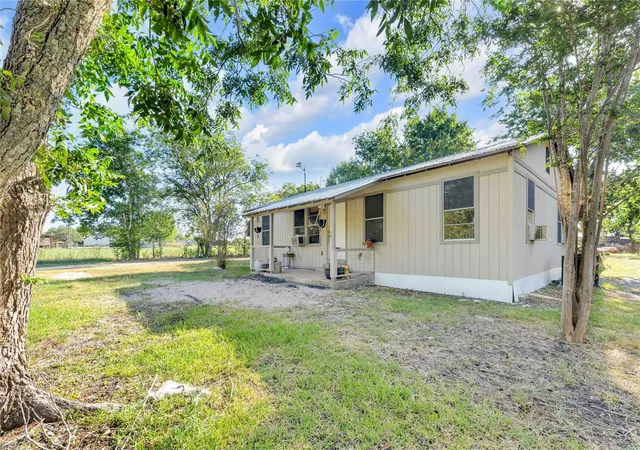 2nd image of 20235 Engelmann Ln, Manor, TX 78653 | MLS# 5618014