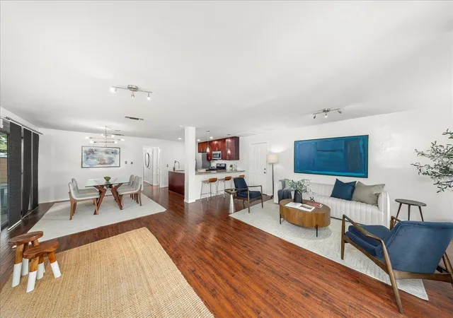 2nd image of 5108 Emerald Forest Dr, Austin, TX 78745 | MLS# 1308020