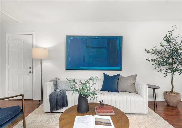 3rd image of 5108 Emerald Forest Dr, Austin, TX 78745 | MLS# 1308020