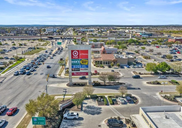 40th image of 634 Central Pkwy #1211, New Braunfels, TX 78130 | MLS# 7937409