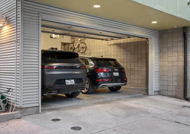 33rd image of 5502 Guadalupe St #1, Austin, TX 78751 | MLS# 3583186