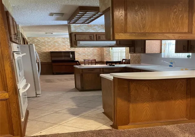 Photo 3 of Single family home for sale at 11 North Hts Dr, La Marque, TX 77568 | MLS# 7230766 | Listing updated on 2026-03-11