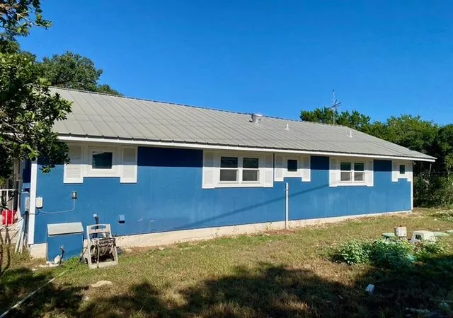 Photo 3 of Single family home for sale at 403 Kruse Loop, Lakehills, TX 78063 | MLS# 3028888 | Listing updated on 2026-09-24