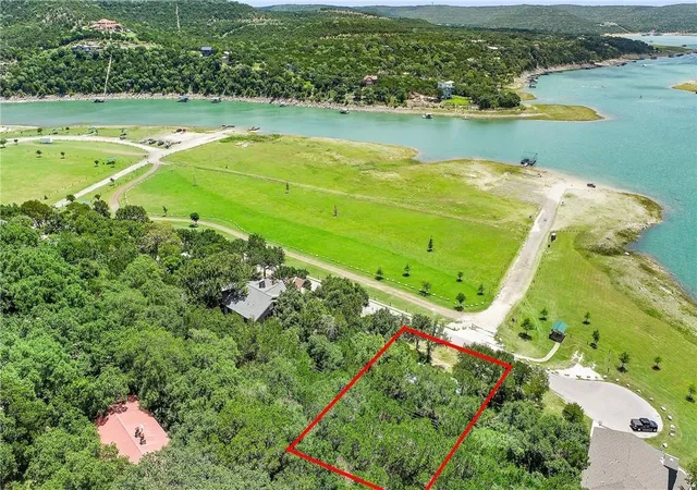 1st image of 10304 Lakeside Dr, Jonestown, TX 78645 | MLS# 2662758