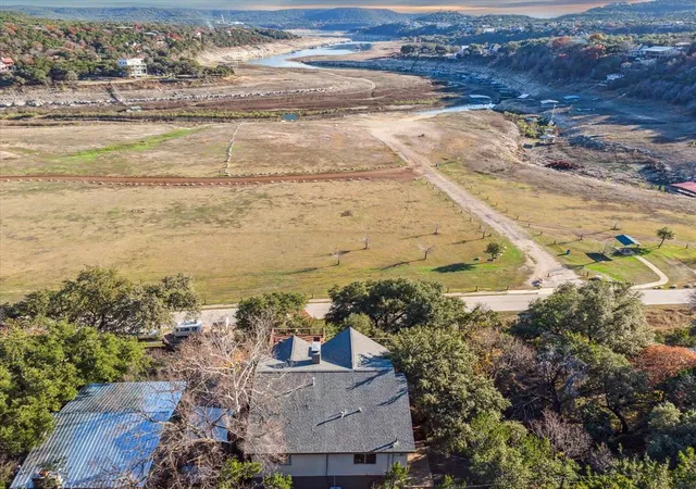 2nd image of 10304 Lakeside Dr, Jonestown, TX 78645 | MLS# 2662758
