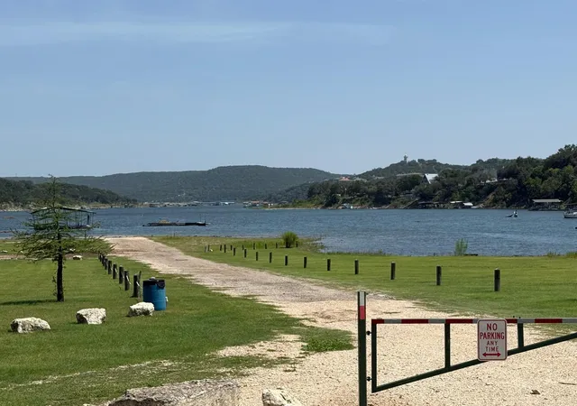 4th image of 10304 Lakeside Dr, Jonestown, TX 78645 | MLS# 2662758