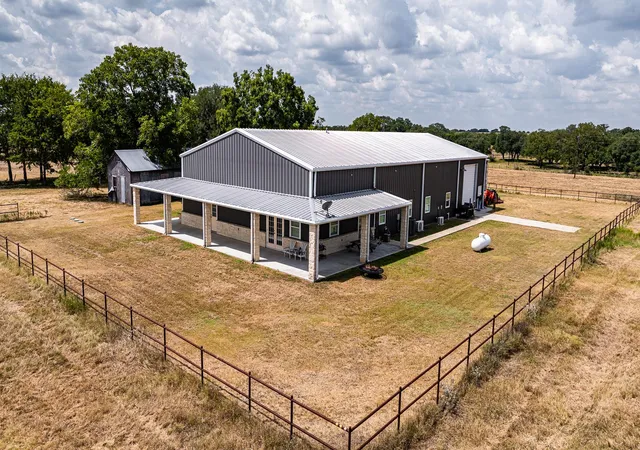 Homes for sale in Schulenburg, TX | 258 Private Road 2006, Schulenburg, TX 78956 | MLS# 4821765