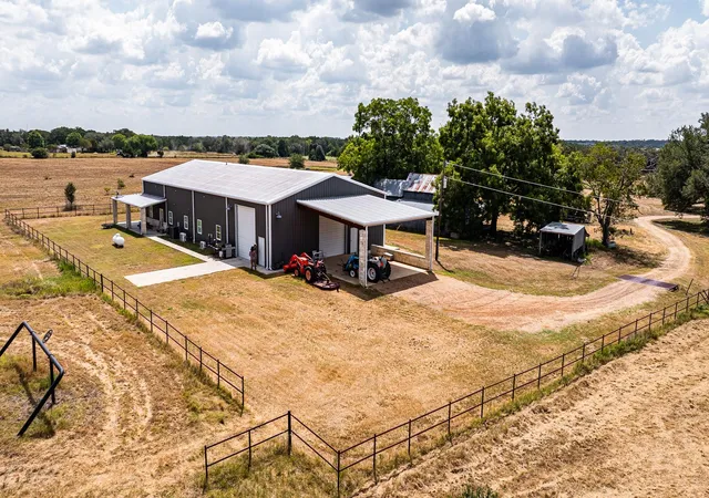 Homes for sale in Schulenburg, TX | 258 Private Road 2006, Schulenburg, TX 78956 | MLS# 4821765