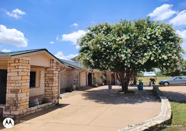 Photo 3 of House for sale at 3550 County Rd 245, Florence, TX 76527 | MLS# 6725105 | Listing updated on 2026-10-09