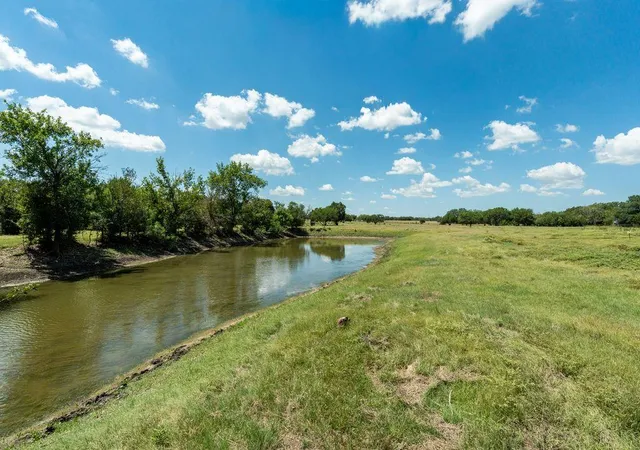 Homes for sale in Florence, TX | 3550 County Road 245, Florence, TX 76527 | MLS# 6725105