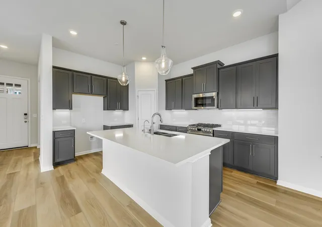 5th image of 8515 Dongan Dr, Austin, TX 78744 | MLS# 4688304