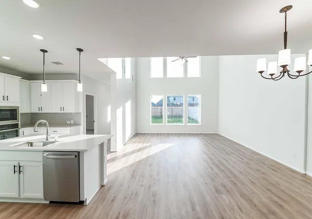 Photo 3 of Sale Pending at 332 Hollister Dr, Liberty Hill, TX 78642 | MLS# 1375677 | Listing updated on 2026-10-12