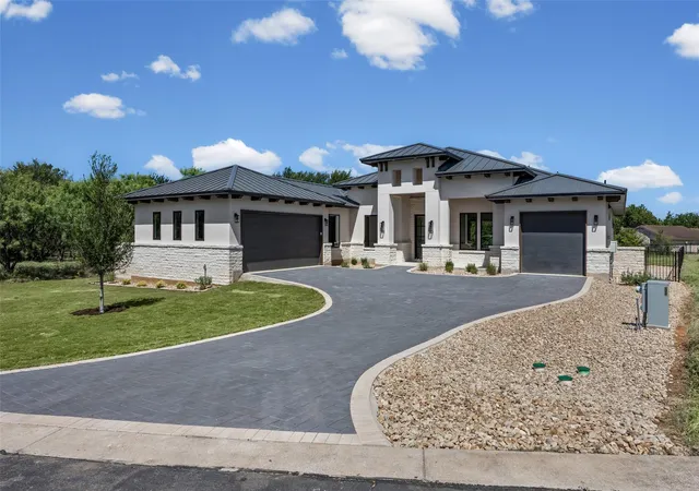 2nd image of 112 Winchester, Horseshoe Bay, TX 78657 | MLS# 6780719