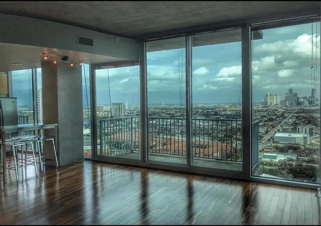 3rd image of 5925 Almeda Rd #12607, Houston, TX 77004 | MLS# 7349036