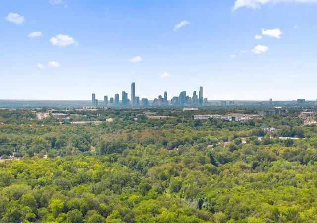 Photo 2 of Single family home for sale at 7321 Annette Cv, Austin, TX 78724 | MLS# 9366108 | Listing updated on 2026-08-27
