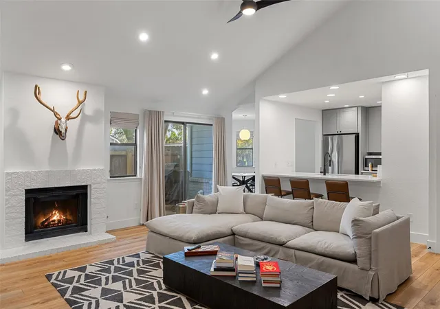 3rd image of 2001 Parker Ln #101, Austin, TX 78741 | MLS# 6633218