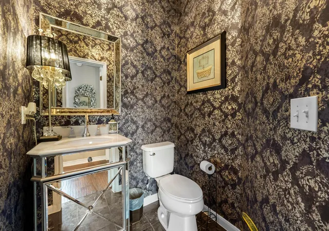 Photo 4 of Single family home for sale at 4104 Seldalia Trl, Austin, TX 78732 | MLS# 8712057 | Listing updated on 2026-09-01