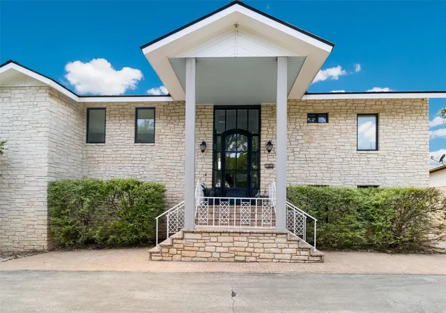 39th image of 100 S Waterway Dr, Kingsland, TX 78639 | MLS# 5633203