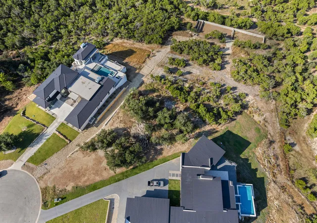 4th image of 8004 Kuhn Dr, Austin, TX 78736 | MLS# 3995865