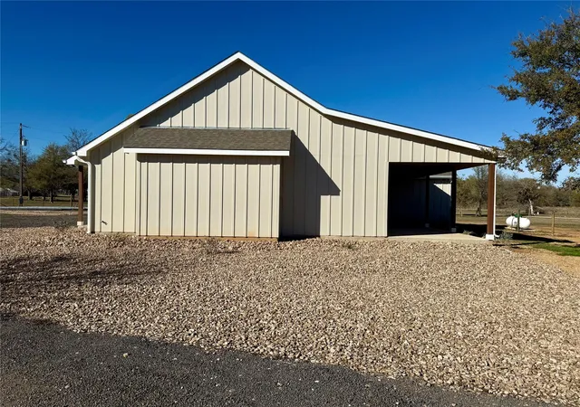 4th image of 1353 Red Town Rd #B, Elgin, TX 78621 | MLS# 6816776