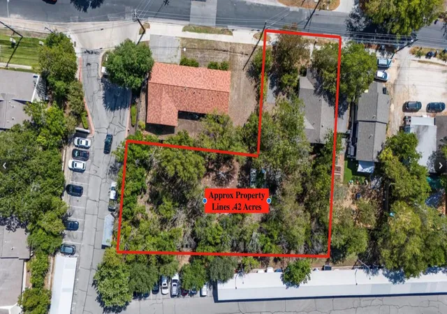 3rd image of 4322 James Casey St, Austin, TX 78745 | MLS# 5832654