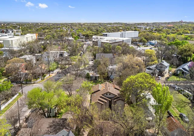 2nd image of 2002 Kinney Ave, Austin, TX 78704