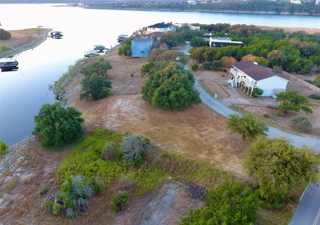 13th image of 20049 Continental Dr, Lago Vista, TX 78645 | MLS# 8659086