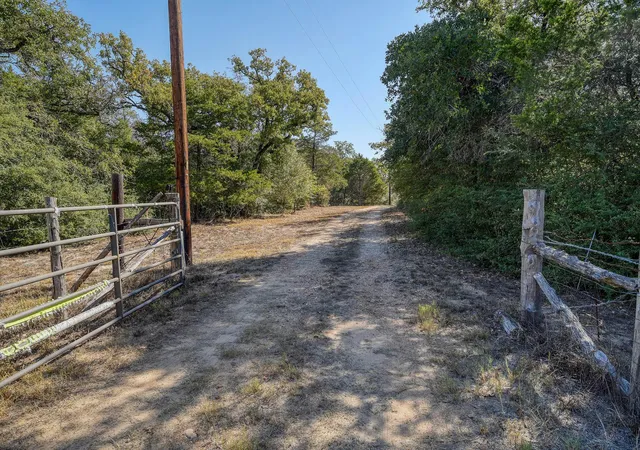 2nd image of 181 Lockwood Rd, Red Rock, TX 78662 | MLS# 3406265