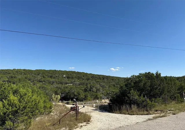 22nd image of 917 Roy Creek Trl, Dripping Springs, TX 78620 | MLS# 6968742