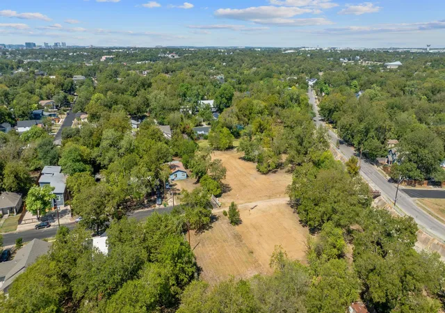 6th image of 1135 Saucedo St, Austin, TX 78721 | MLS# 9539110