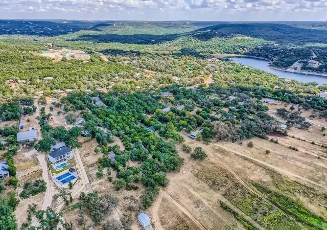 33rd image of 17307 E Darleen Dr, Leander, TX 78641 | MLS# 3088699