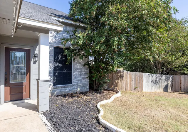 Photo 3 of Single family home for sale at 309 Caladium Ct, Georgetown, TX 78626 | MLS# 7855219 | Listing updated on 2026-08-05