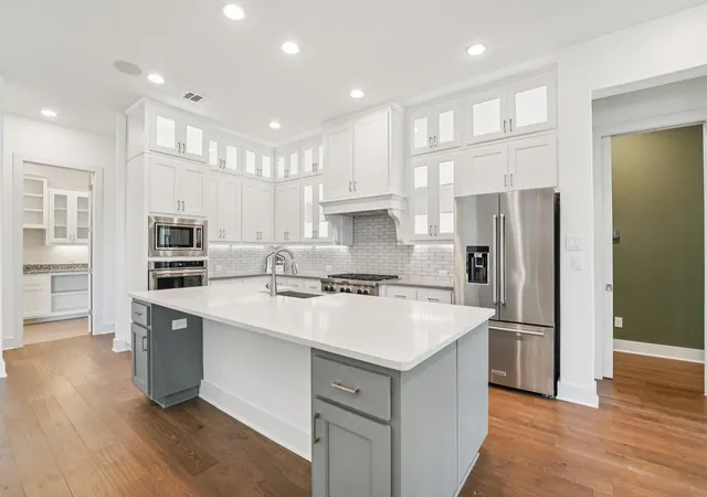 Photo 1 of Single family home for sale at 100 Barefoot Park Ln, Georgetown, TX 78628 | MLS# 6965535 | Listing updated on 2026-09-01