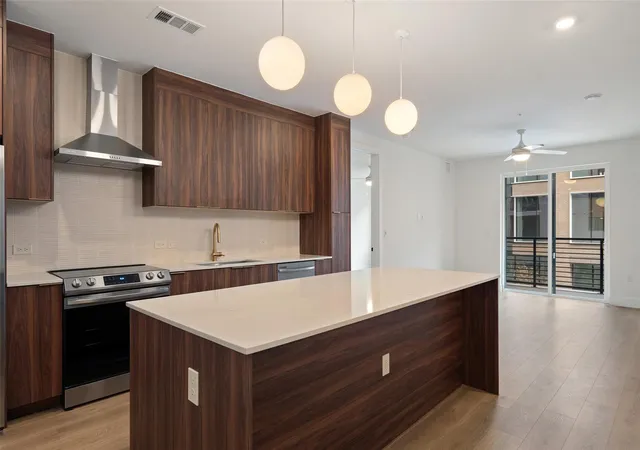 5th image of 1701 Simond Ave #206, Austin, TX 78723 | MLS# 6514019