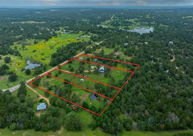 3rd image of 376 Jones Rd, Cedar Creek, TX 78612 | MLS# 2695234