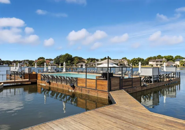 Homes for sale in Horseshoe Bay, TX | 82 Island Dr, Horseshoe Bay, TX 78657 | Houzeo