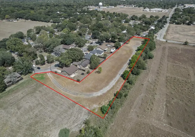 13th image of 1508 Pendergrass St, Lockhart, TX 78644 | MLS# 3290552
