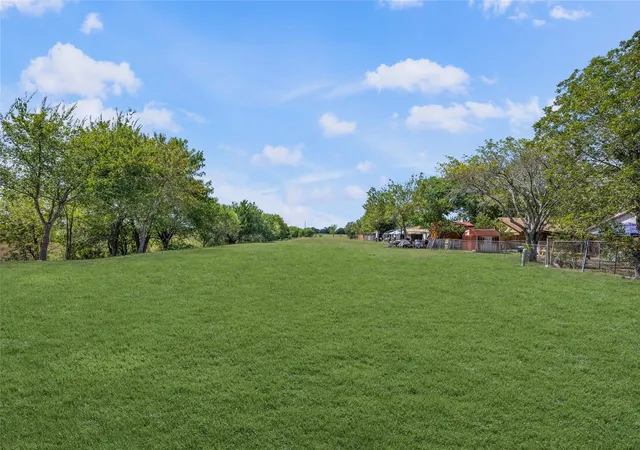 1st image of 1508 Pendergrass St, Lockhart, TX 78644 | MLS# 3290552