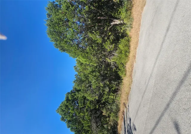 3rd image of 7406 White Oak Dr, Lago Vista, TX 78645 | MLS# 3028519