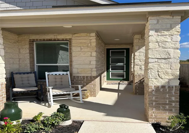 Photo 1 of Single family home for sale at 12713 Oxford Vineyard Ln, Manor, TX 78653 | MLS# 4313112 | Listing updated on 2026-10-05