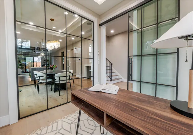 5th image of 3100 Garwood St, Austin, TX 78702 | MLS# 8425469